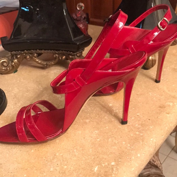 Manolo Blahnik Red Patent Heels - Picture 5 of 7